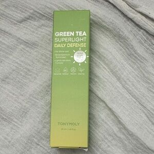 TONYMOLY Green Tea Superlight Daily Defense SPF 50+